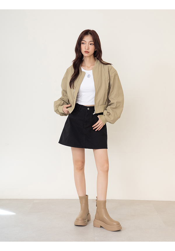 安可返場輕量底素面瘦瘦短靴 杏色