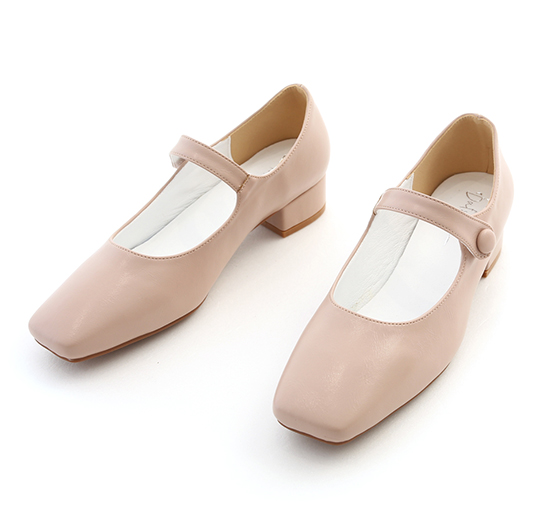 Bead-Embellished Mary Janes Nude pink