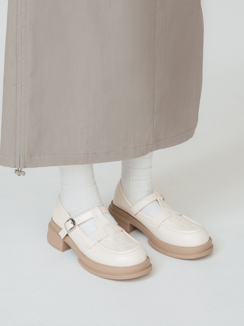 日系女孩.格子編織T字低跟瑪莉珍鞋 香草米