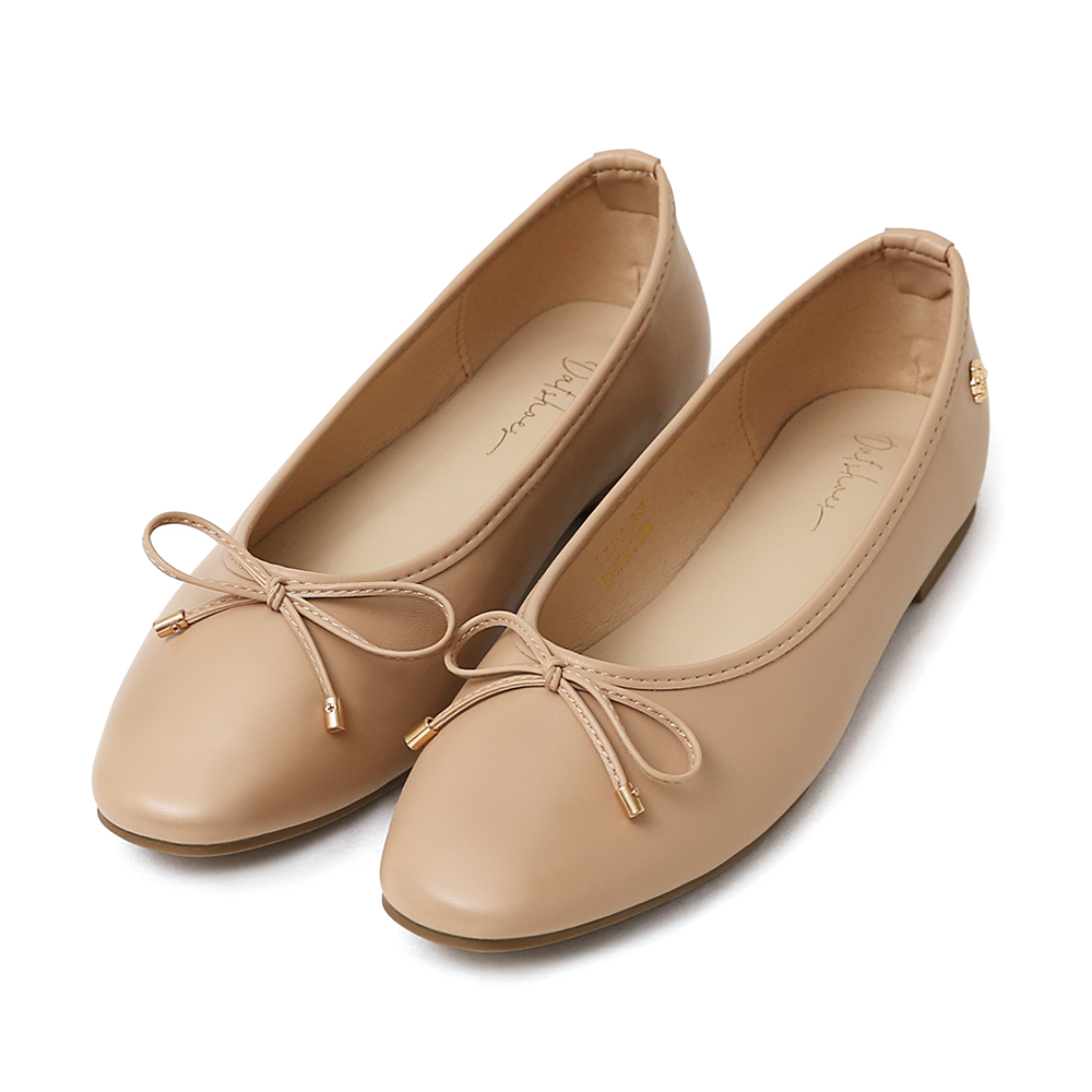 浪漫花釦．小蝴蝶結平底芭蕾娃娃鞋 裸膚杏