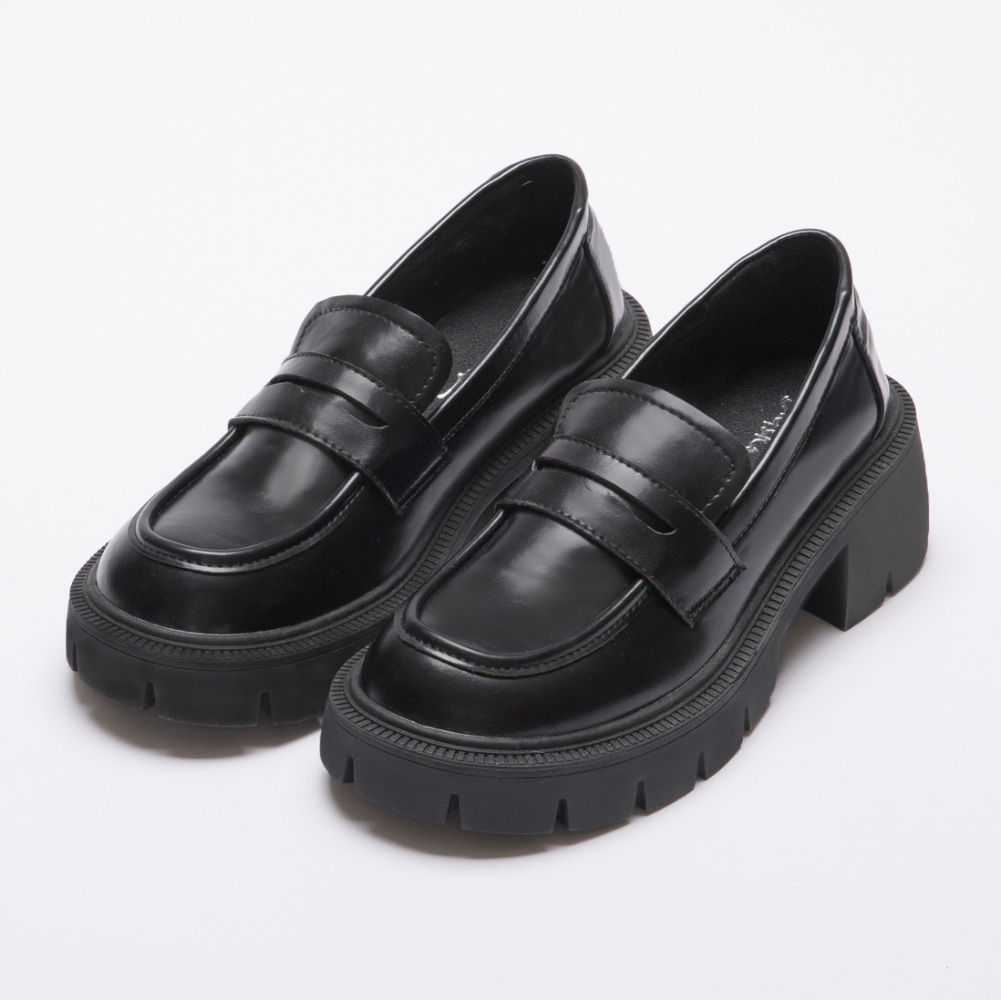 Womens black loafers deals with white sole