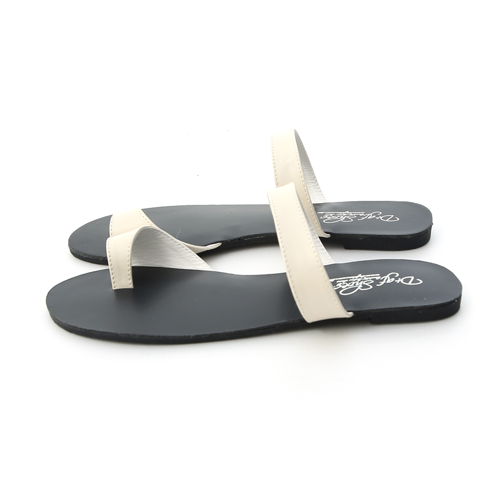 Toe Loop Flat Sandals Vanilla