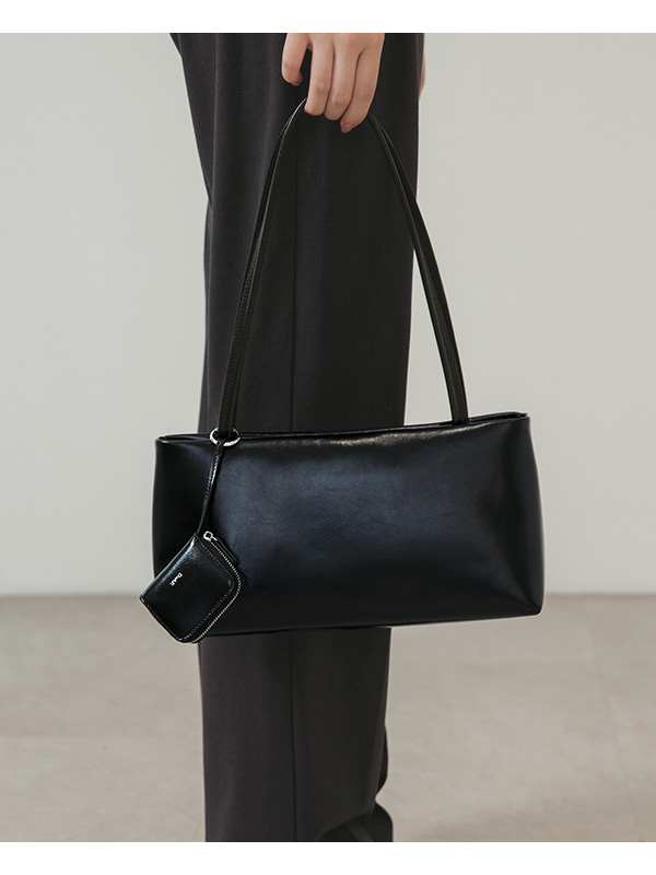 Minimalism Shoulder Bag Black