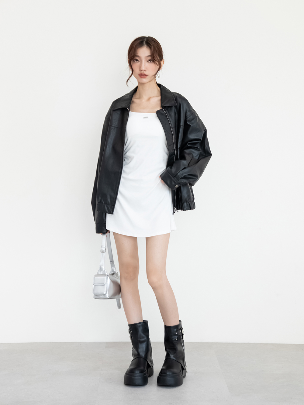 暗黑硬派Plus級加厚鬆糕底褲管短靴 黑色