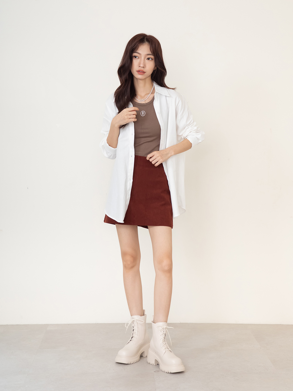 女團風輕量厚底綁帶短靴 米白色