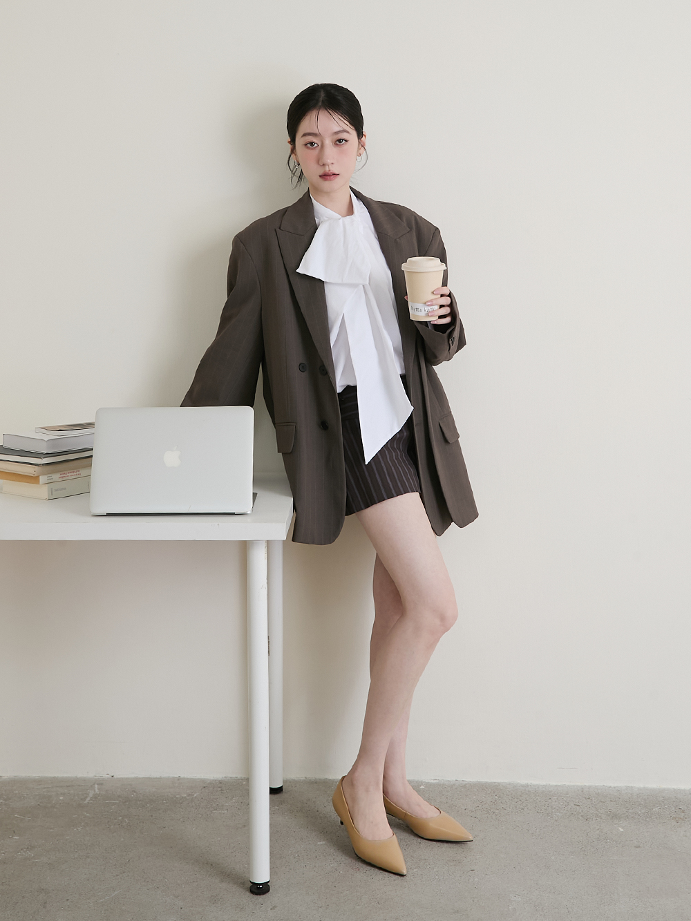 【真皮系列】3.5cm全能氣墊真皮低跟鞋 裸膚杏