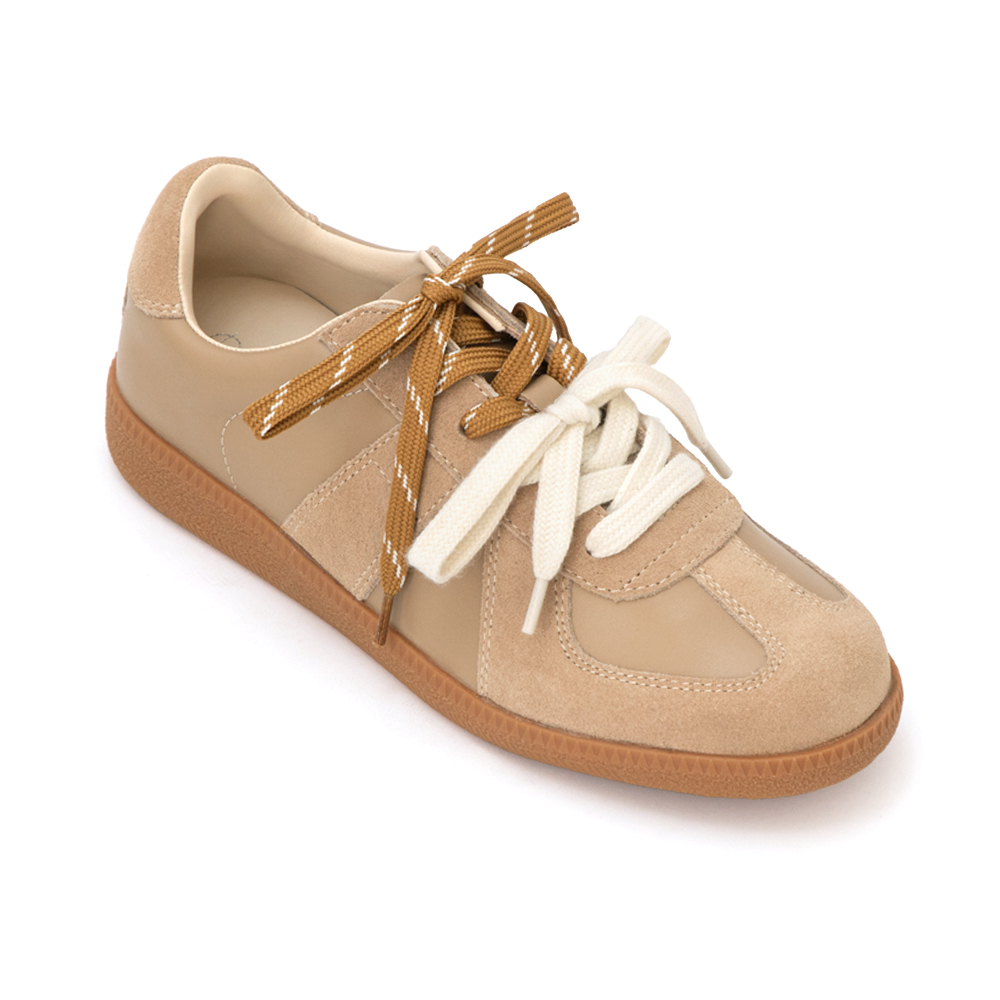 復古色調雙色鞋帶真皮德訓鞋 杏色