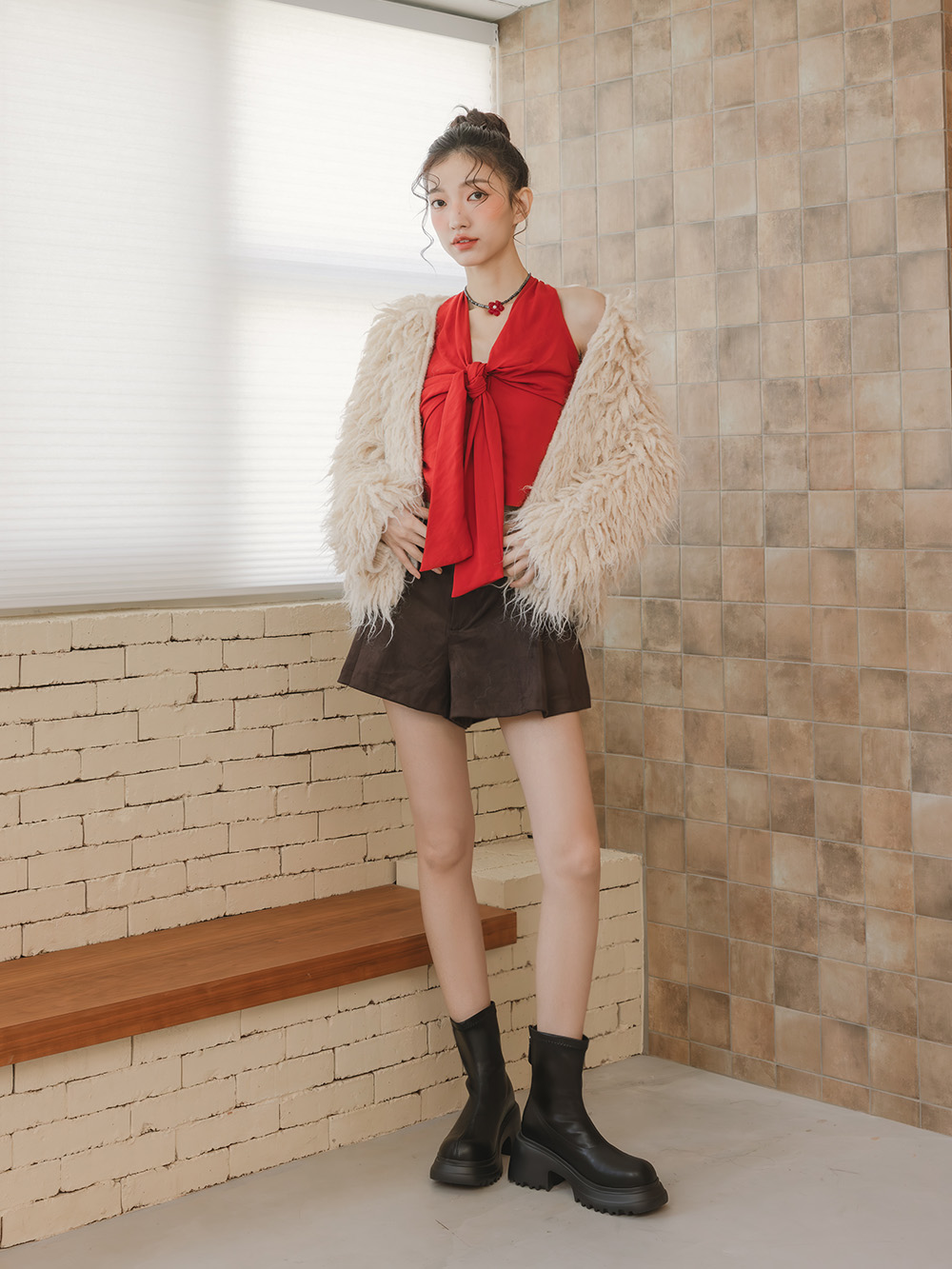 瘦腿密碼輕量厚底瘦瘦短靴 黑色