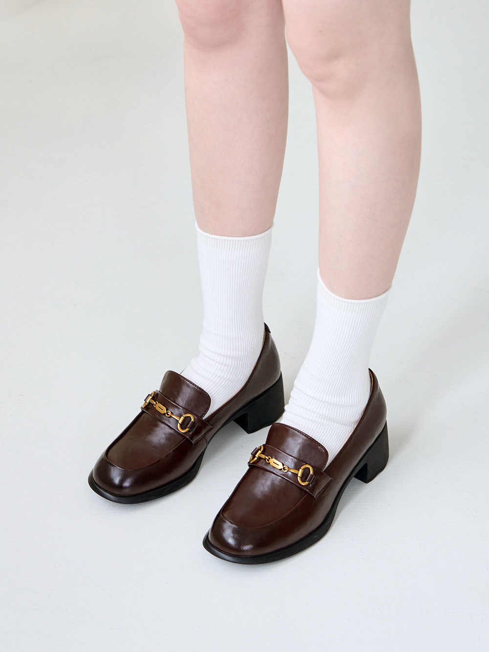 【真皮系列】波浪靜音跟馬銜釦樂福鞋 棕色