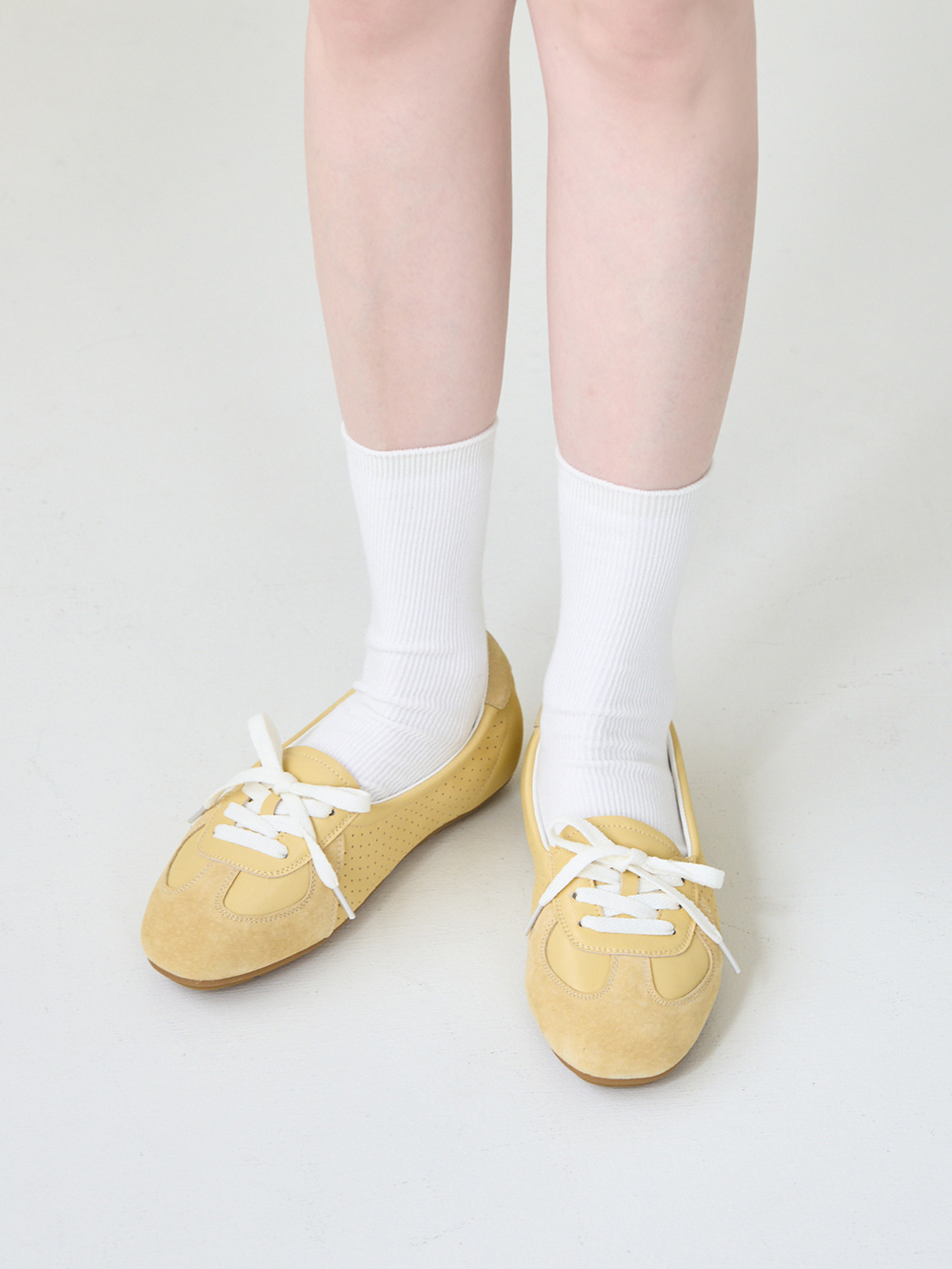 粉彩系列真皮綁帶淺口休閒鞋 黃色