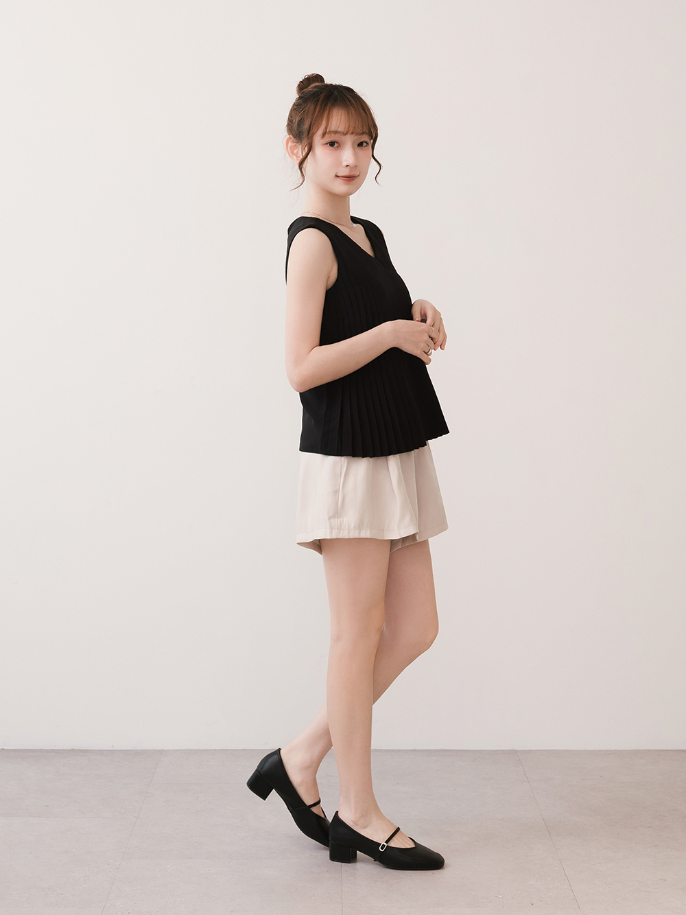 典雅少女V口低跟瑪莉珍鞋 黑