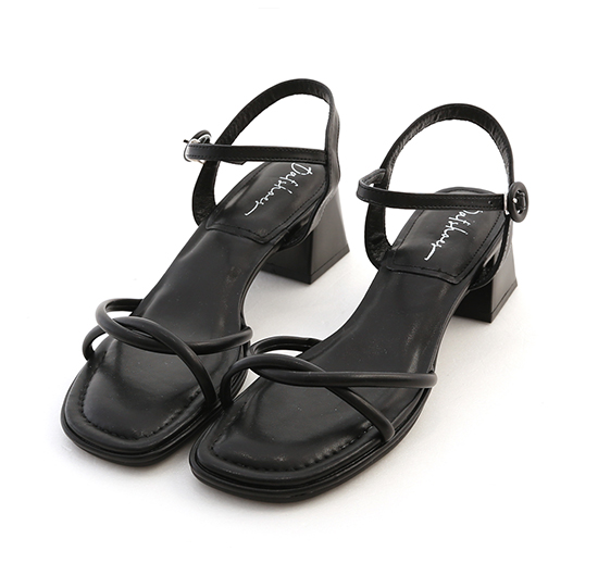 Knot Strap Cushioned Mid Heel Sandals Black