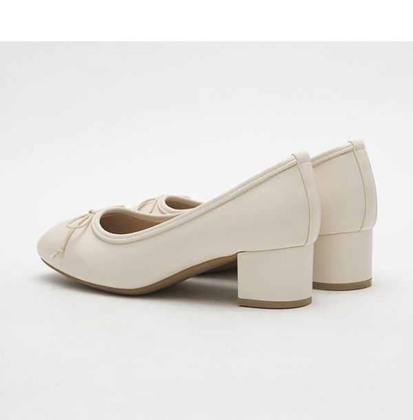 4D Cushioned Mid-Heel Ballets Shoes Beige