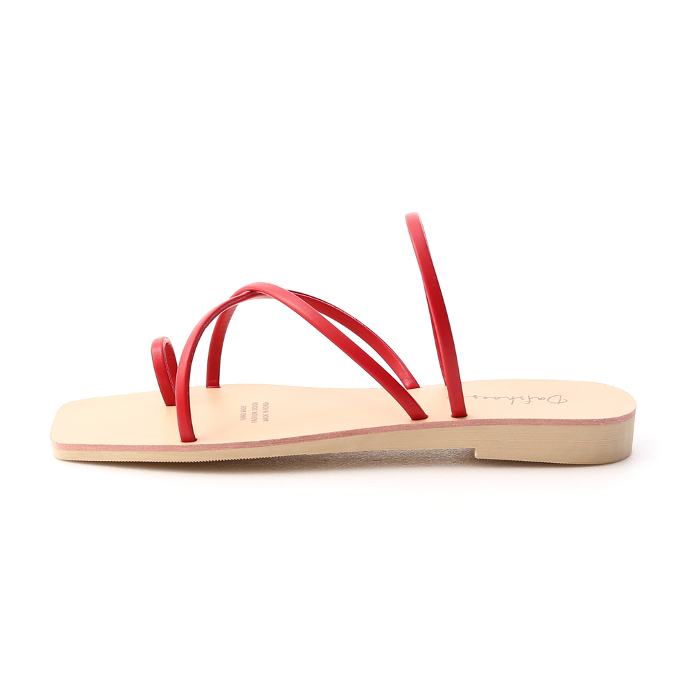 Strappy Toe Loop Square Toe Flat Sandals Red │ D+AF Official Online Shop