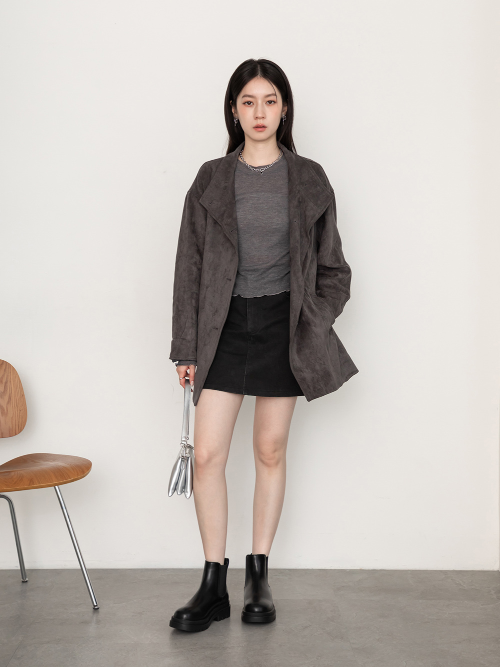 玩酷俏皮.鬆糕鞋底切爾西短靴 時尚黑