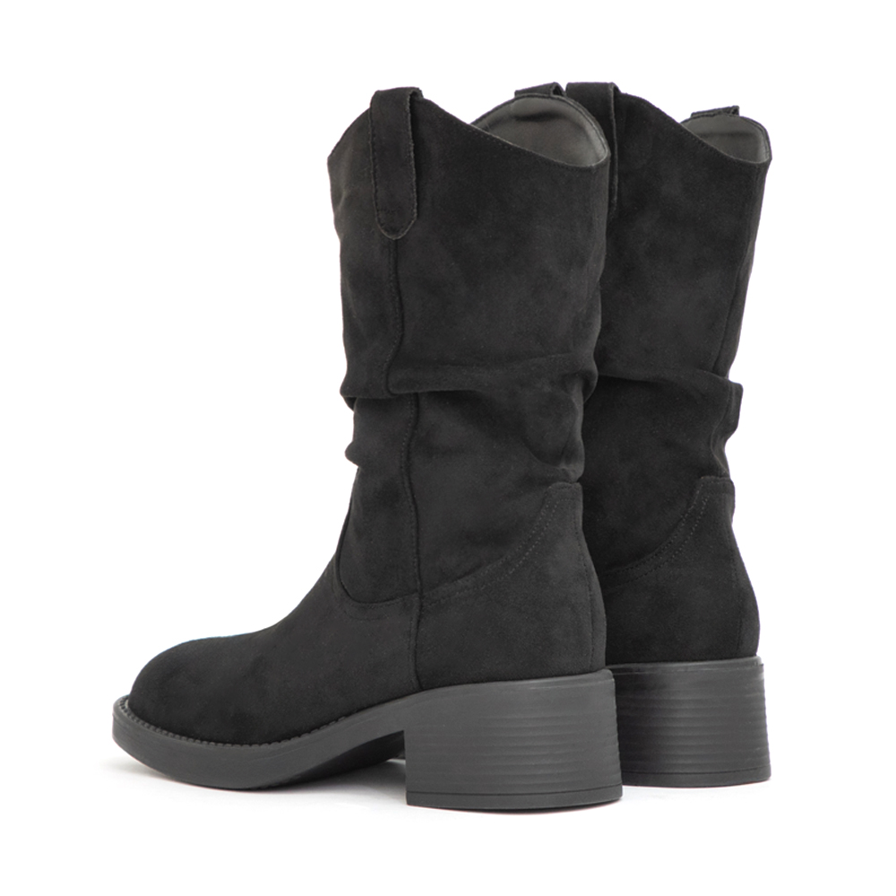 嬉皮小V口抓皺西部堆堆靴 黑色