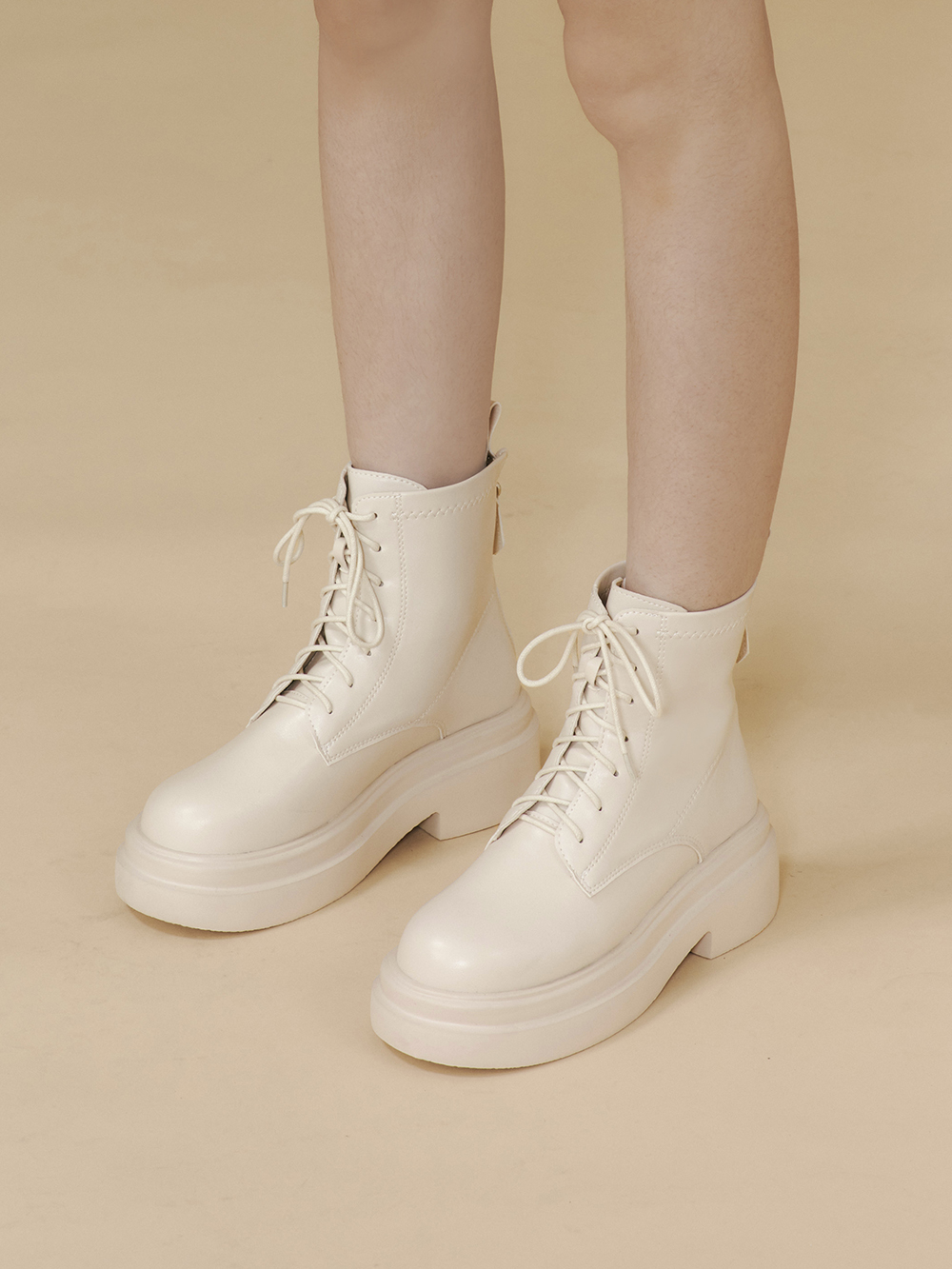 偶像學園輕量厚底綁帶短靴 米白色