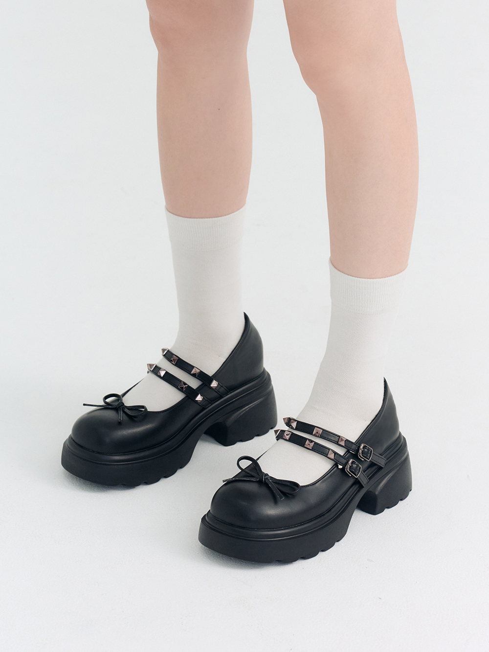 暗黑甜心鉚釘厚底瑪莉珍鞋 黑色