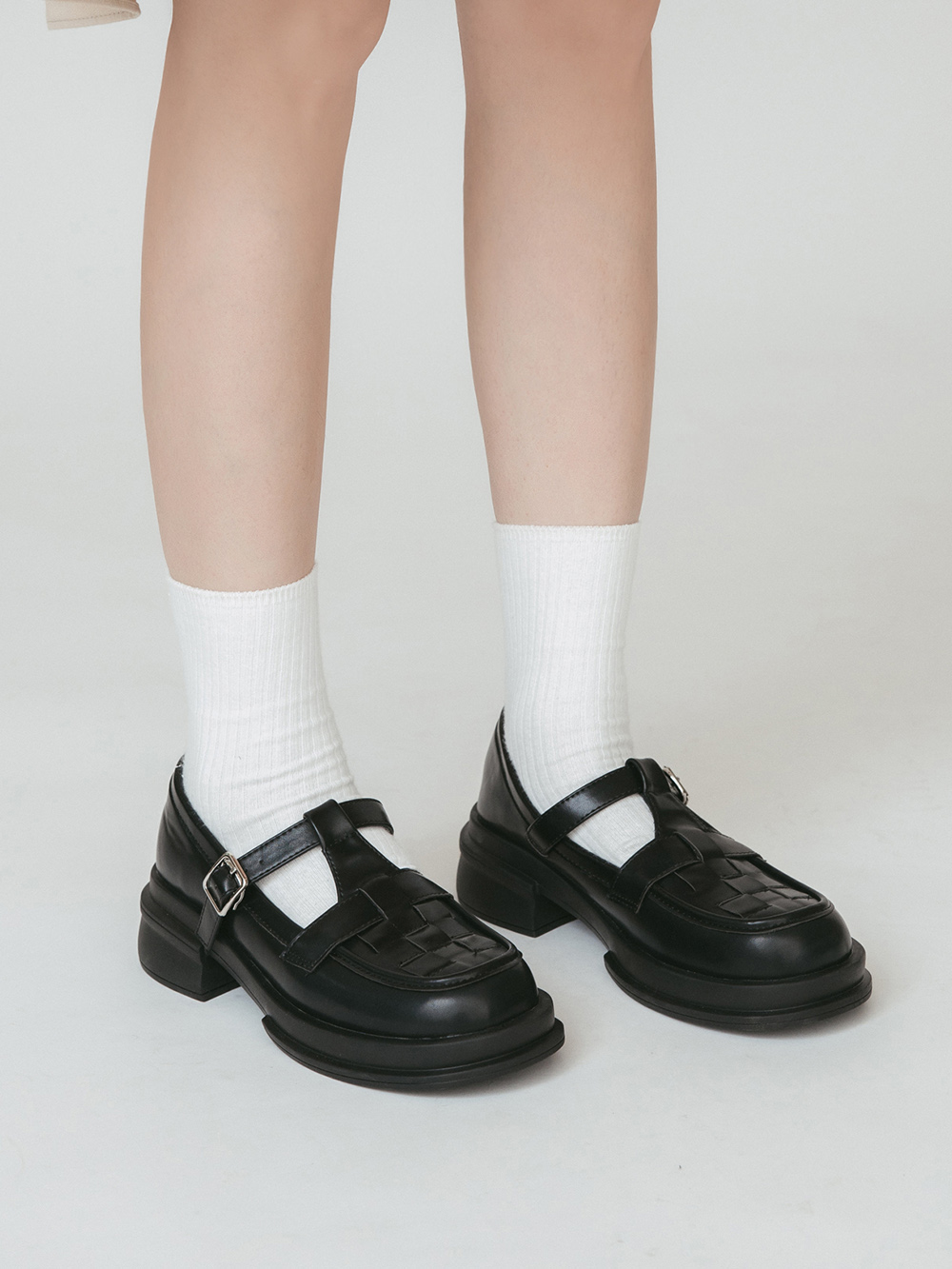 日系女孩．格子編織T字低跟瑪莉珍鞋 時尚黑