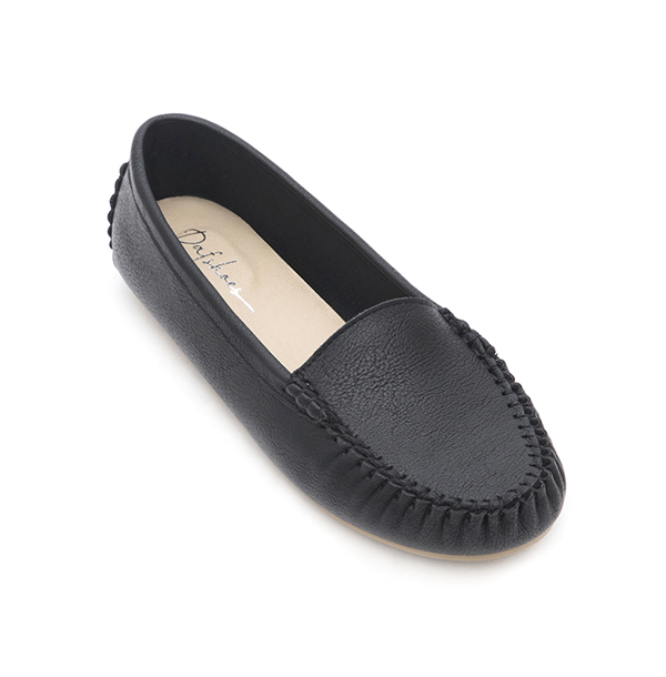 MIT Solid Moccasin Loafers Black