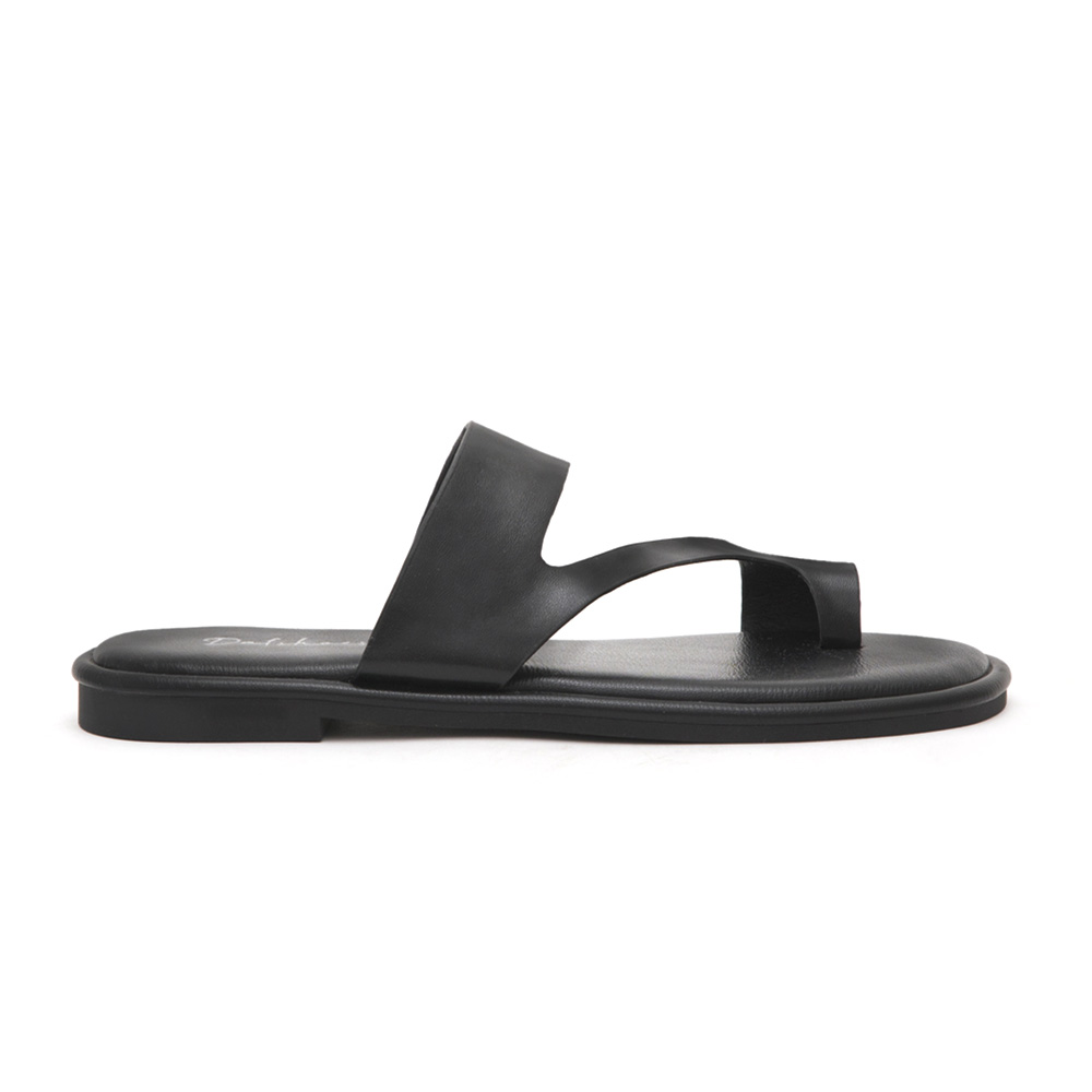 Diagonal Strap Soft Toe Loop Sandals Black