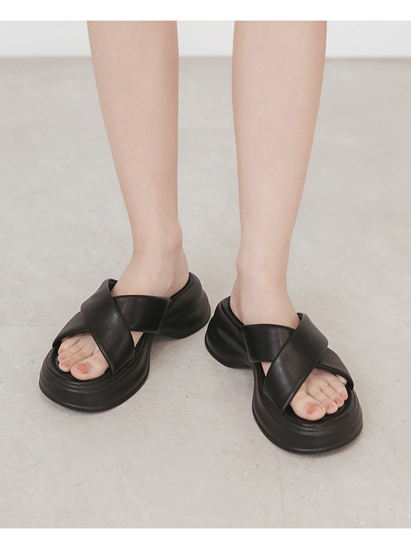 Comfort Cross Wide Strap Thick Sole Slippers Black