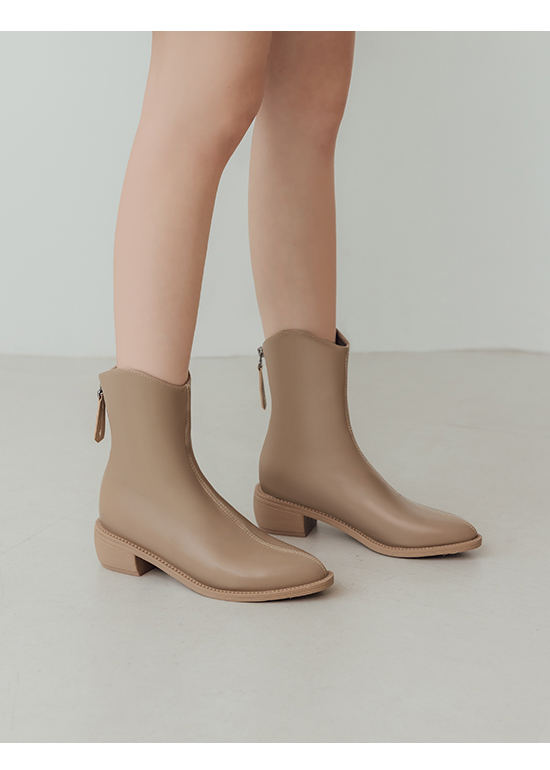 Plain V-Cut Pointed Toe Boots Beige