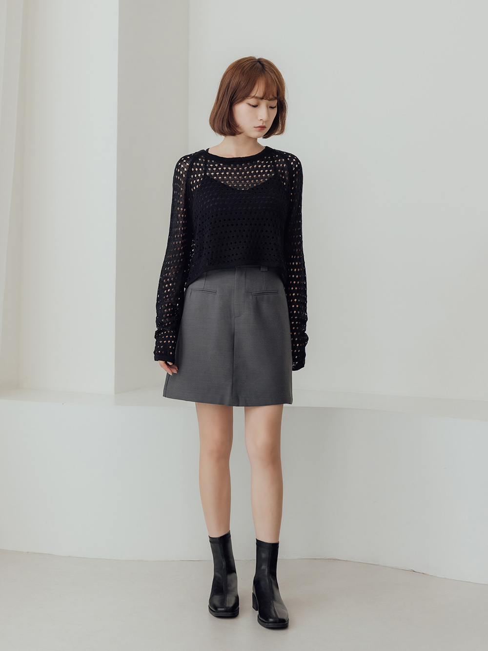 百搭時尚．中車線方頭木紋跟襪靴 時尚黑