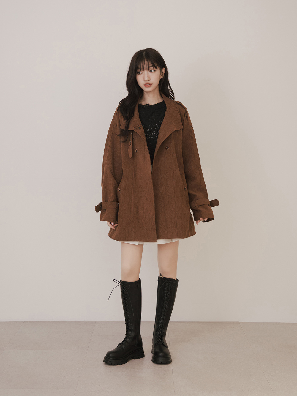 全場焦點鬆糕底綁帶馬汀長靴 黑