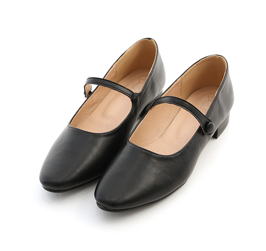 Round Toe Buckle Strap Mary Janes Black