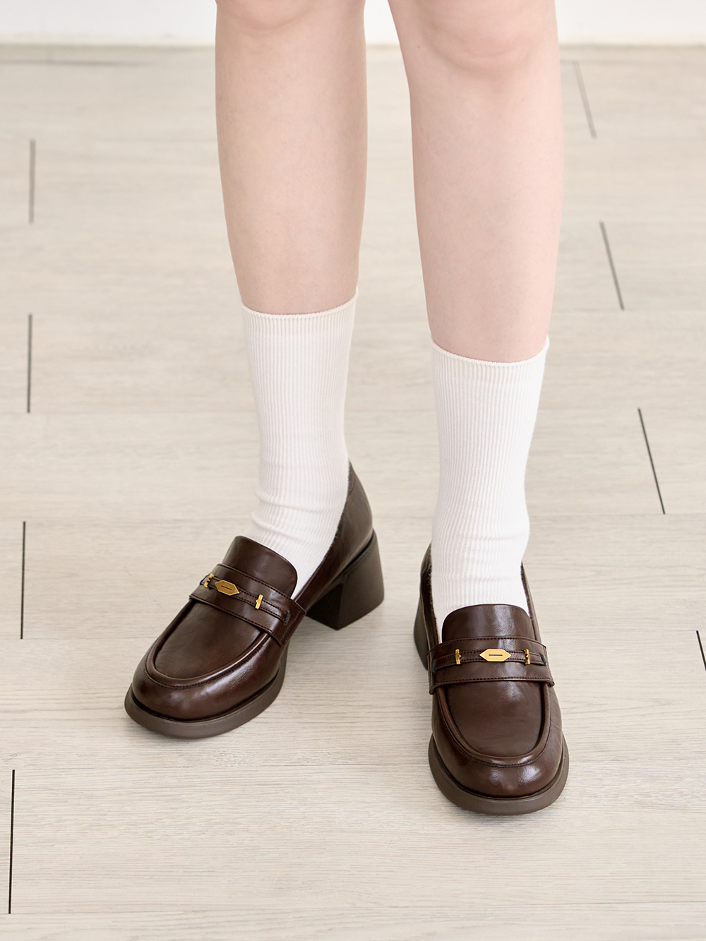 【真皮系列】親膚空氣棉小金葉樂福鞋 咖啡色