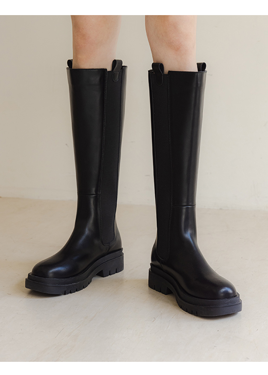 Thick Sole High Chelsea Boots Black