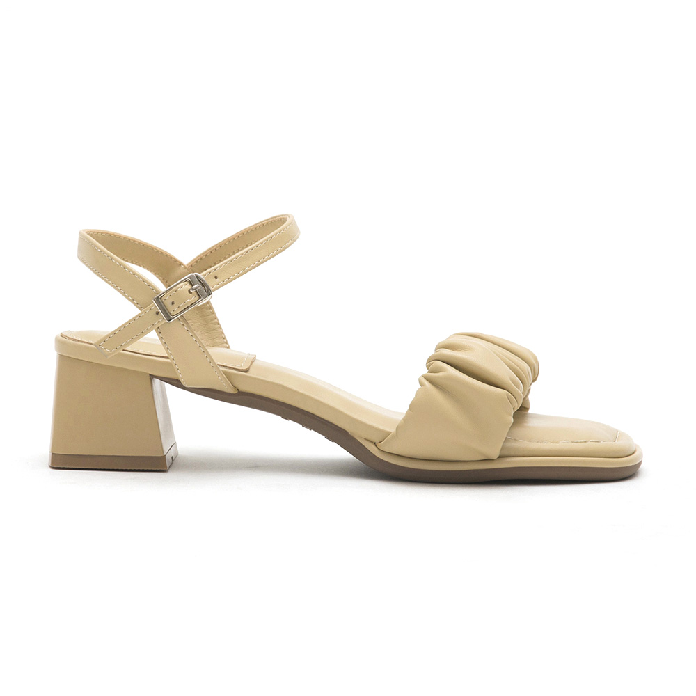 Ruched Puffy Cushioned Mid-Heel Sandals 鵝黃