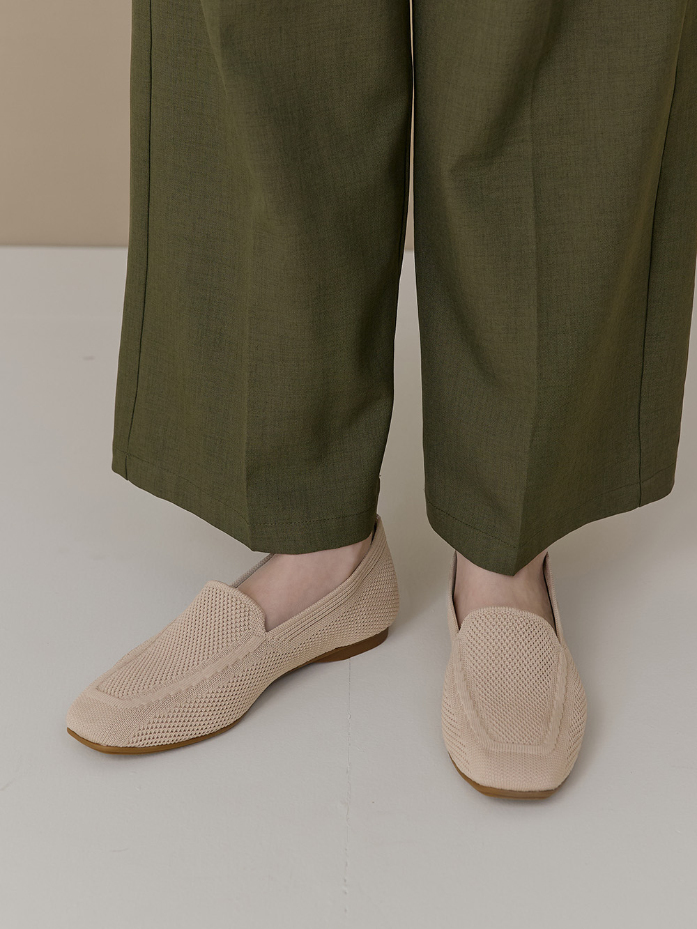 【3D零感雲織鞋】素面方頭樂福鞋 密茶杏
