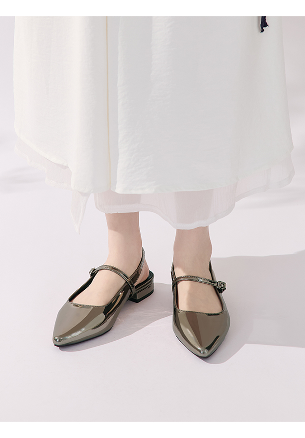 優雅氣場尖頭後空低跟鞋 星耀銀灰