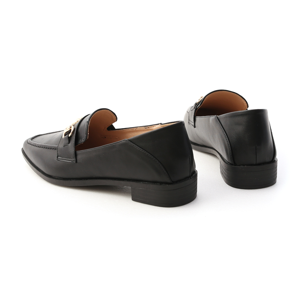 Retro Pointy Horse-bit Loafers Black