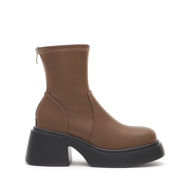 Lightweight Thick Sole Slimming Boots Brown