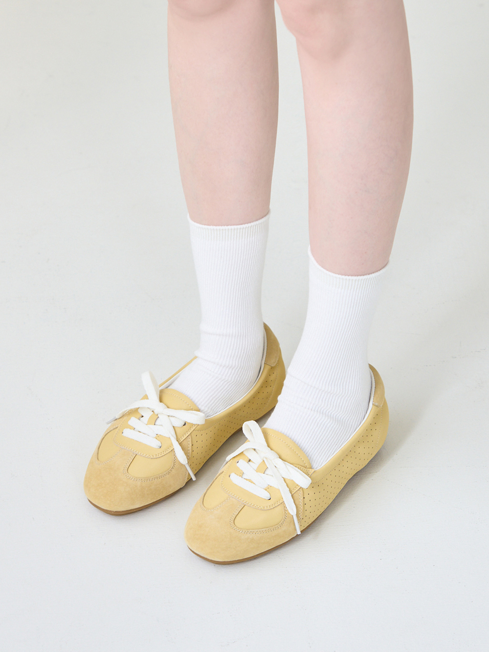 粉彩系列真皮綁帶淺口休閒鞋 黃色