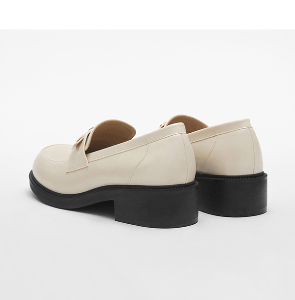 Camellia Embellished Round Toe Loafers Vanilla