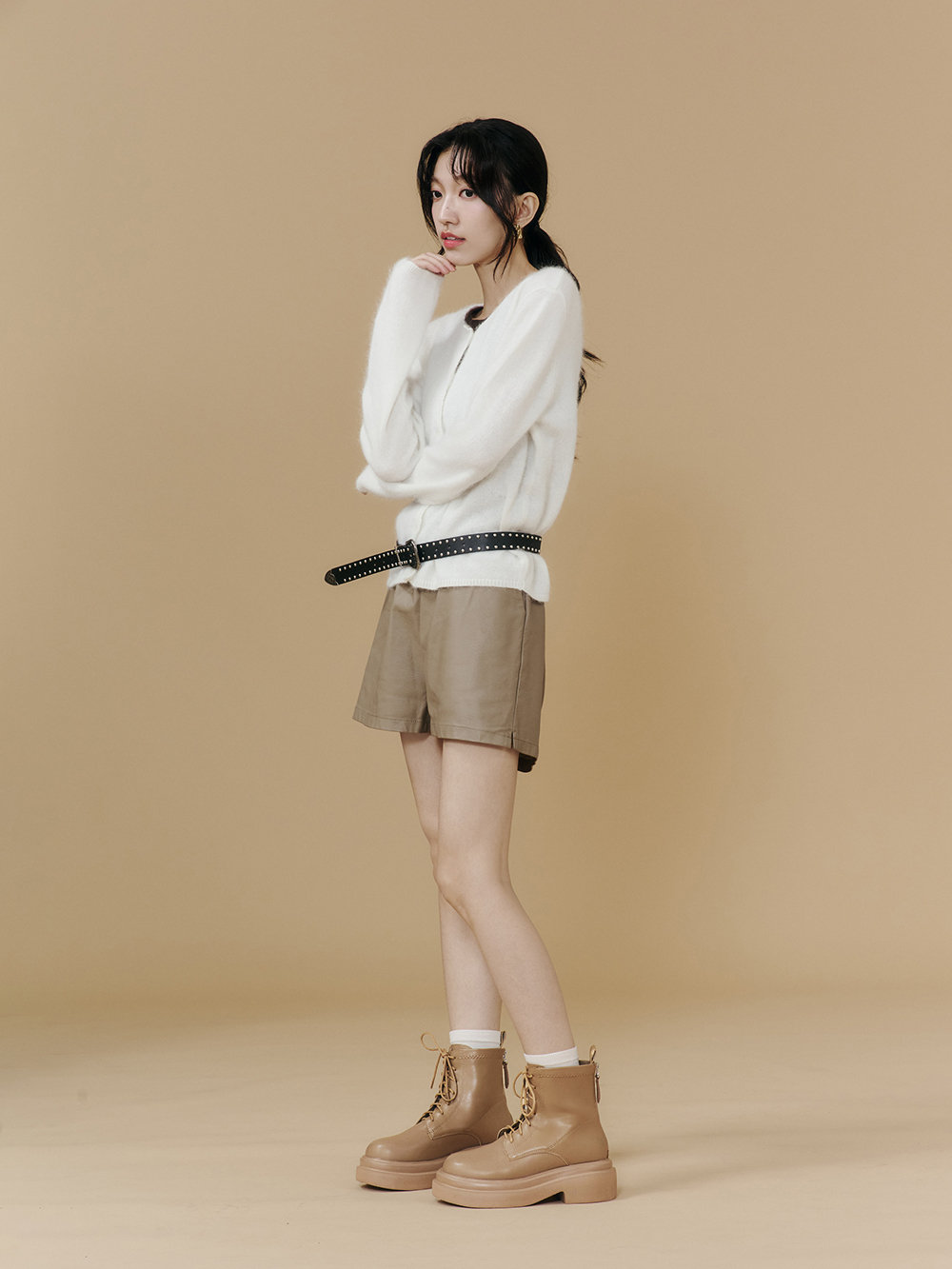 偶像學園輕量厚底綁帶短靴 杏色