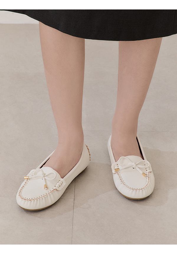 Soft MIT Bow Loafer Moccasins White